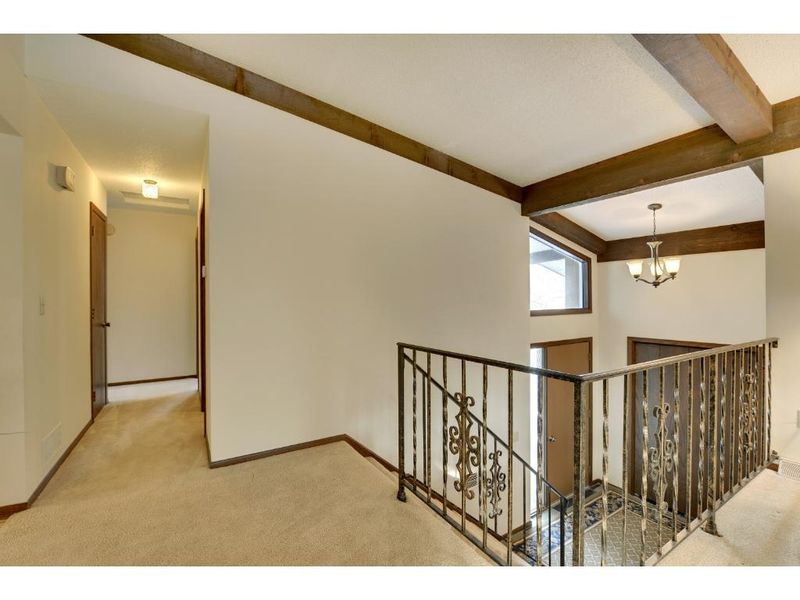 7501 Paul Rd, Woodbury, MN 55125
