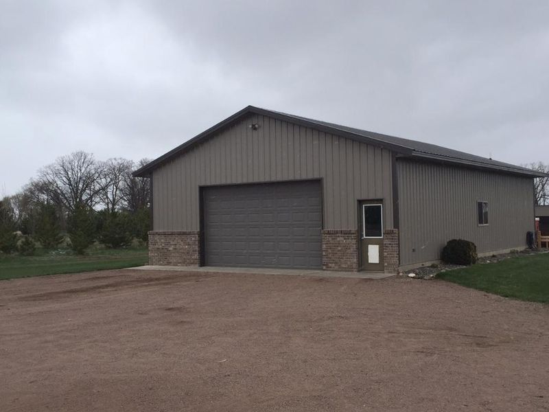 20256 63rd St, Royalton, MN 56373