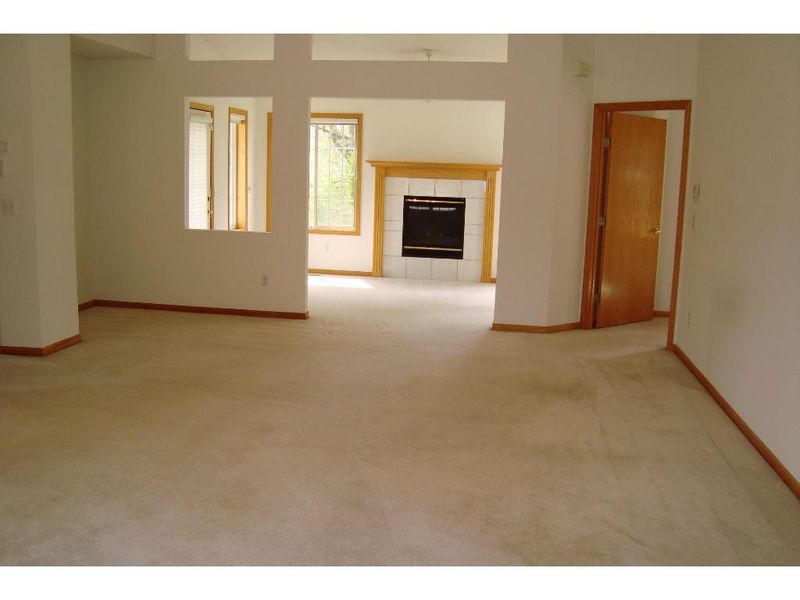 8545 Telford Ln, Brooklyn Park, MN 55443
