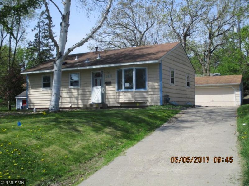 5901 Quebec Ave N, Crystal, MN 55428