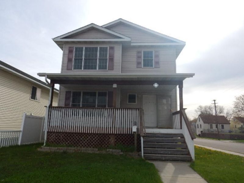 757 5th Ave S, South Saint Paul, MN 55075
