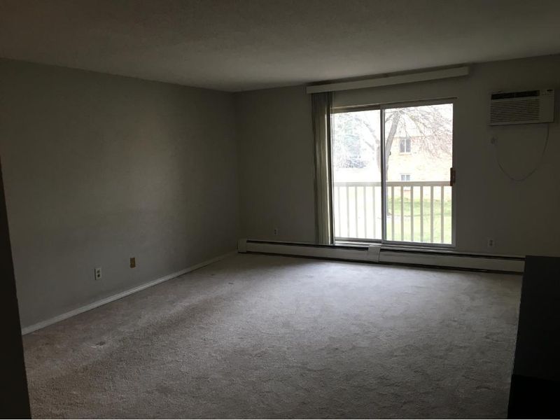 7316 W 22nd St #210, Saint Louis Park, MN 55426