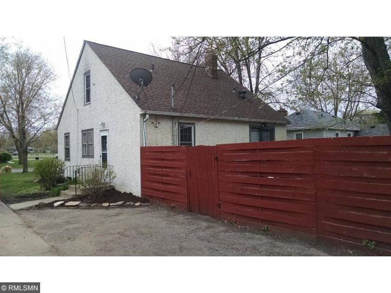 5308 Fairview Ave N, Crystal, MN 55429