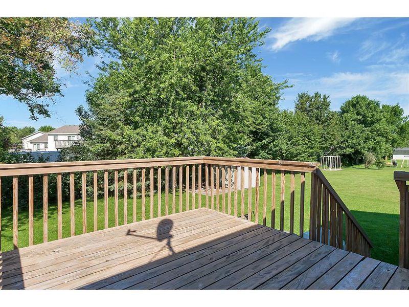 241 Horizon Ave, Sartell, MN 56377