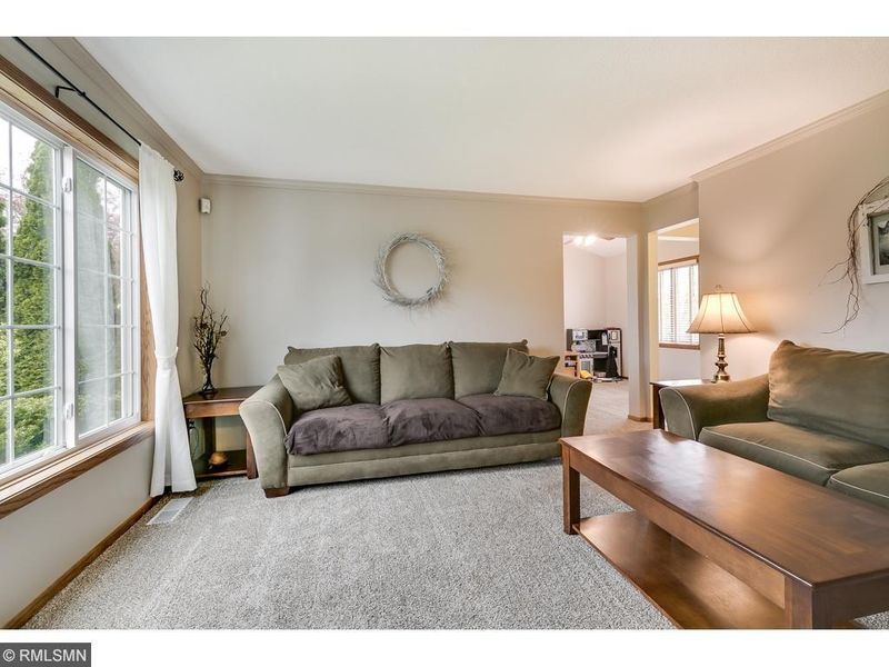 10221 Upper 205th St, Lakeville, MN 55044