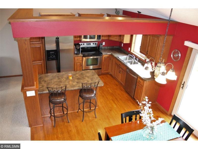 422 7th Ave SE, Saint Joseph, MN 56374