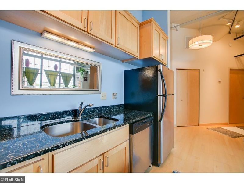 1901 E Hennepin Ave #308, Minneapolis, MN 55413