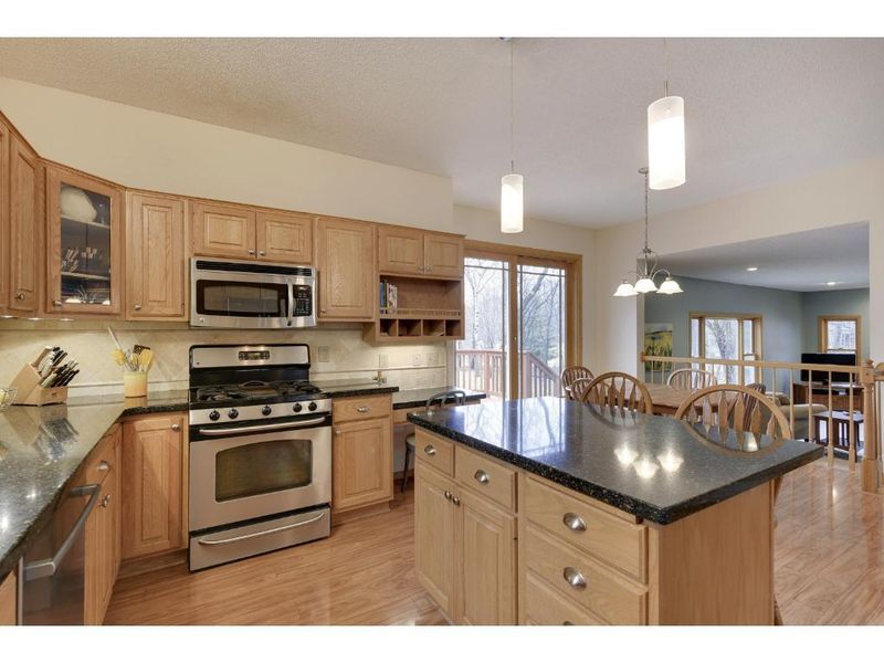 8819 Telford Crossing, Brooklyn Park, MN 55443
