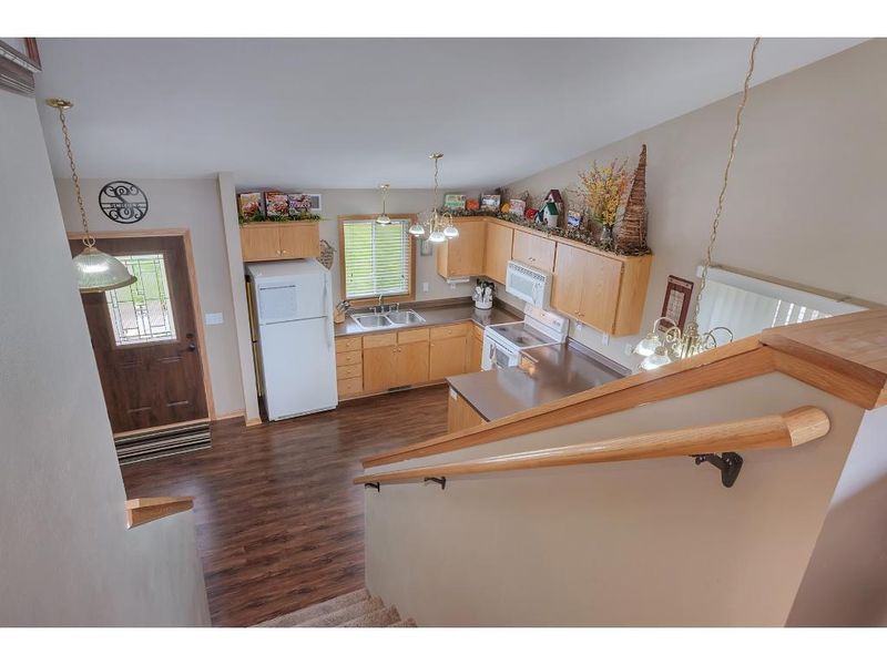 6433 Savanna Ct, Saint Cloud, MN 56303