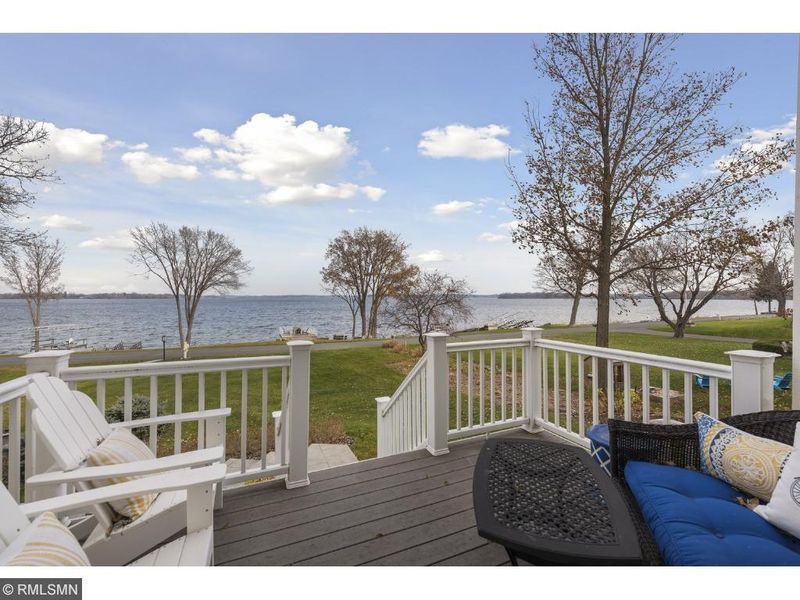 2408 Lafayette Rd, Wayzata, MN 55391