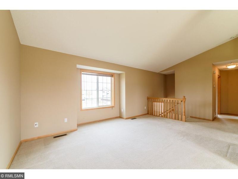 494 Shannon Dr, Big Lake, MN 55309