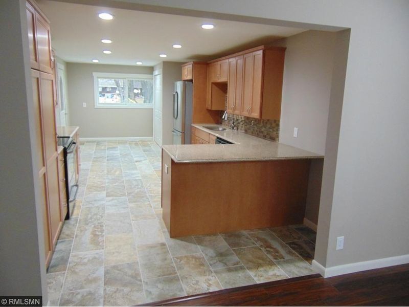30225 Olinda Trl, Lindstrom, MN 55045