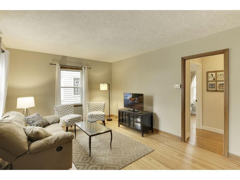 3044 Georgia Ave S, Saint Louis Park, MN 55426