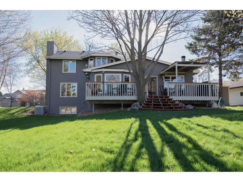 7530 Atherton Way, Eden Prairie, MN 55346