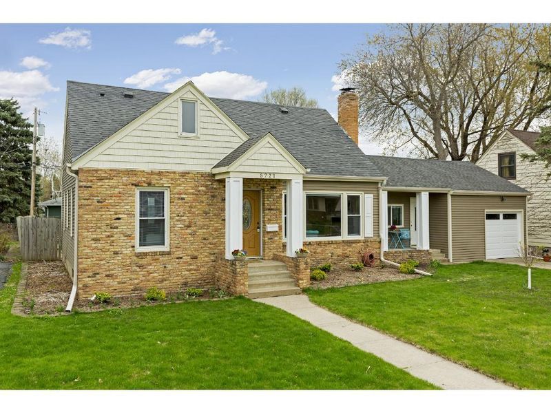 5721 Bryant Ave S, Minneapolis, MN 55419