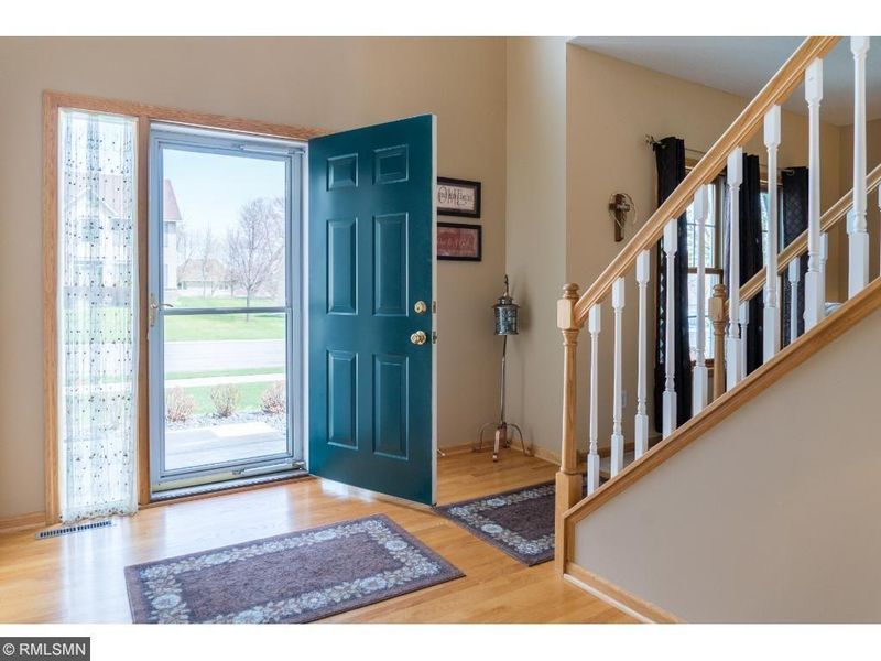 10712 184th Ave NW, Elk River, MN 55330