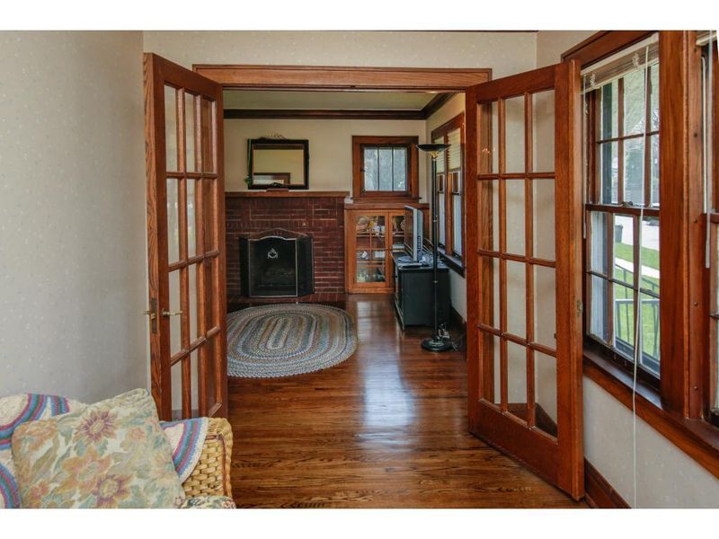 686 Macalester St, Saint Paul, MN 55116
