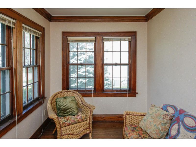686 Macalester St, Saint Paul, MN 55116