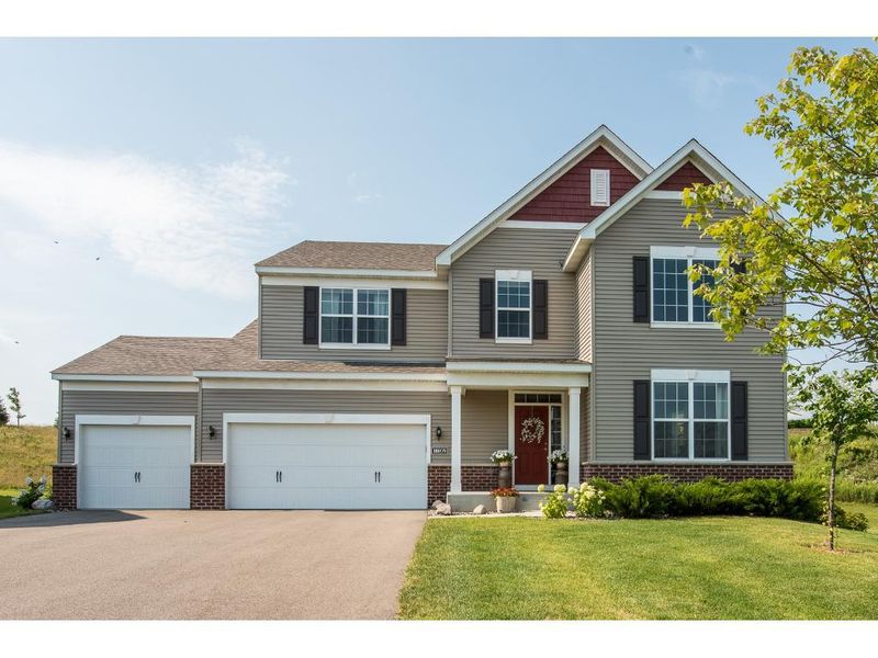 18059 Hydra Cir, Lakeville, MN 55044