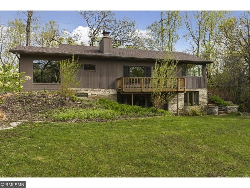 2108 Parklands Rd, Saint Louis Park, MN 55416