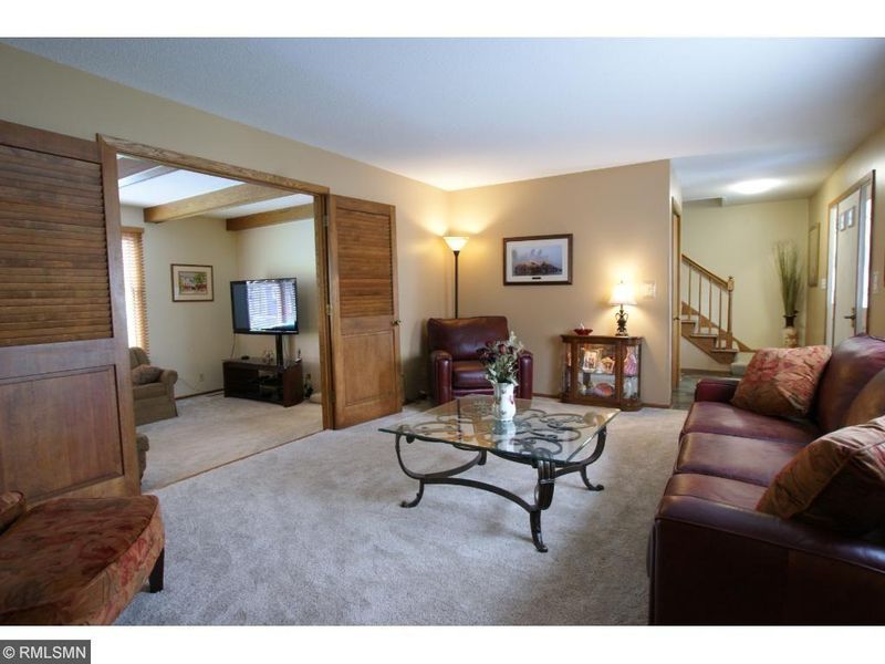 1320 9th Ave S, South Saint Paul, MN 55075