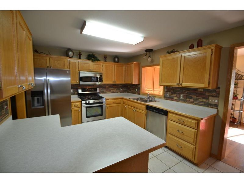 29668 295th Ln, Lindstrom, MN 55045