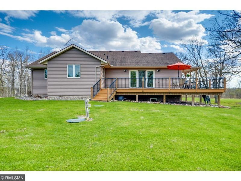 8198 190th St, Milaca, MN 56353