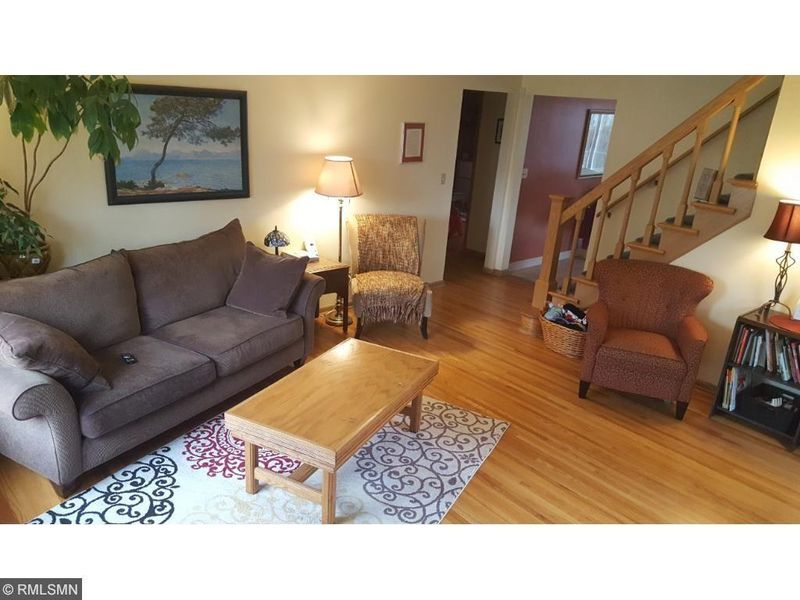 2225 Reaney Ave E, Saint Paul, MN 55119
