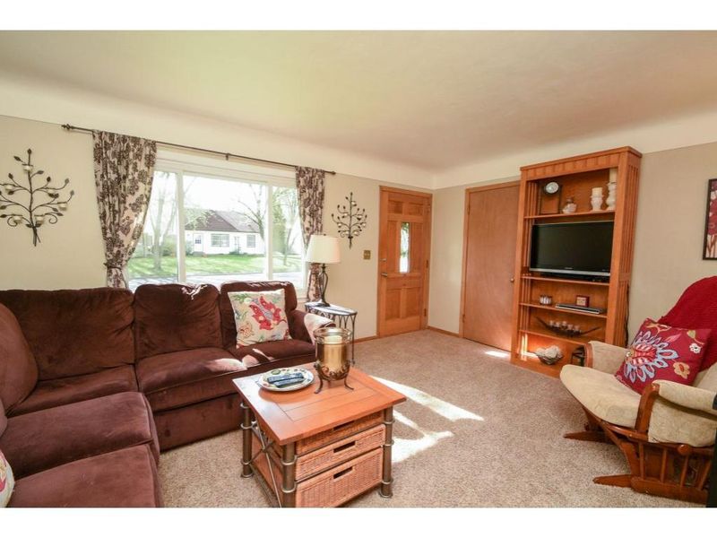 2315 17th Ave NW, New Brighton, MN 55112