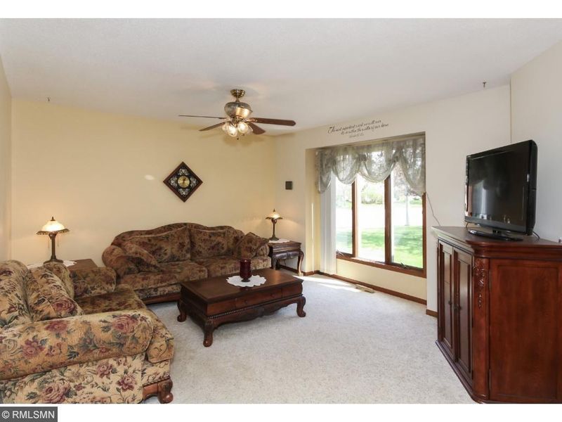 9000 Janie Ave S, Cottage Grove, MN 55016