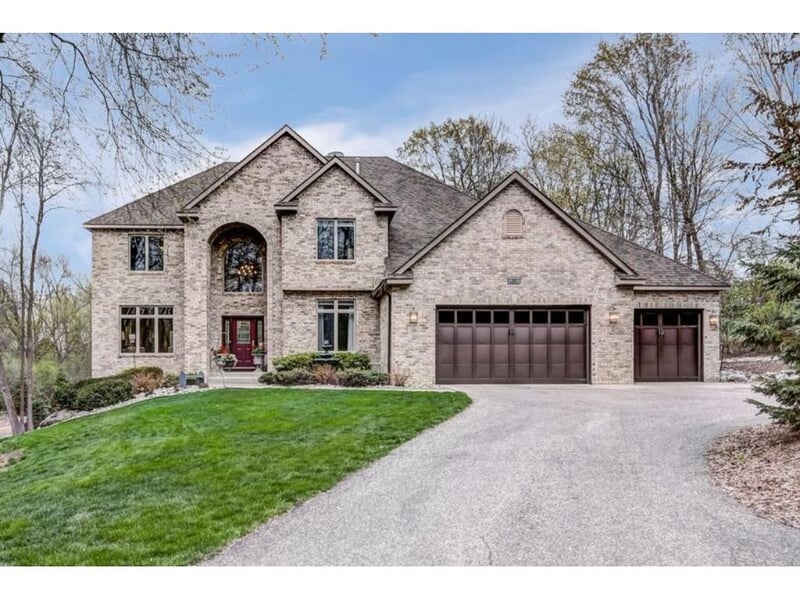 908 Parkview Ln, Victoria, MN 55386