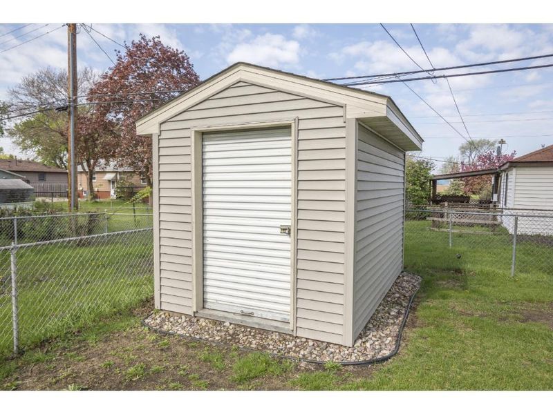 4526 2nd St NE, Fridley, MN 55421