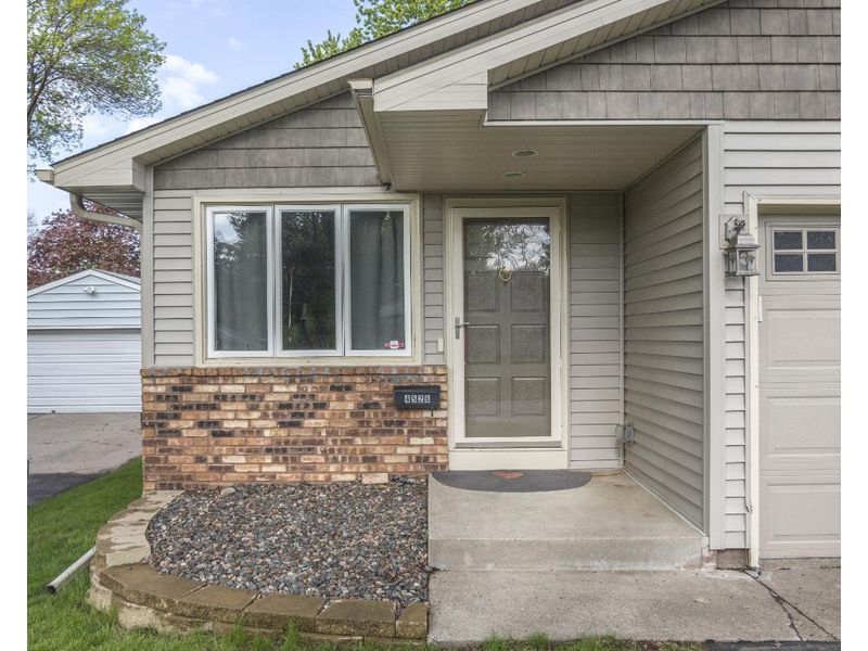 4526 2nd St NE, Fridley, MN 55421