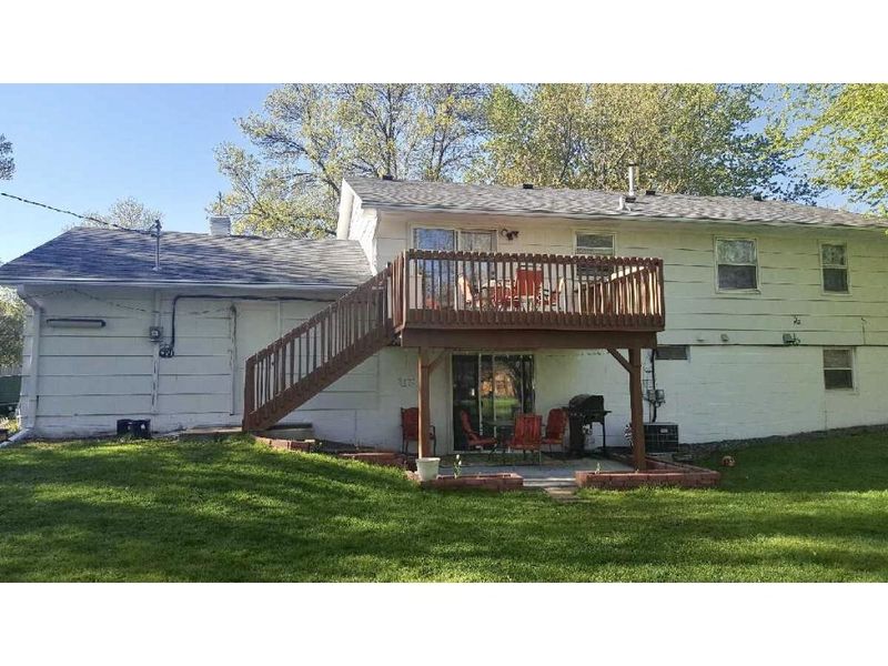 649 118th Ave NE, Blaine, MN 55434