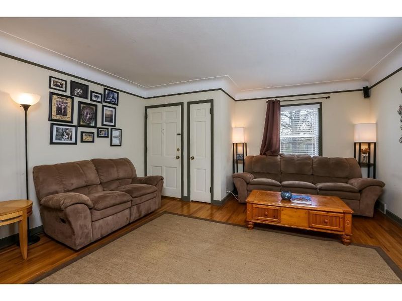 54285430 Penn Ave S, Minneapolis, MN 55419