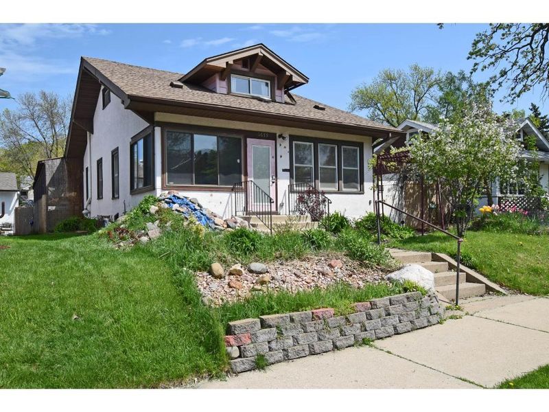1679 Jefferson Ave, Saint Paul, MN 55105