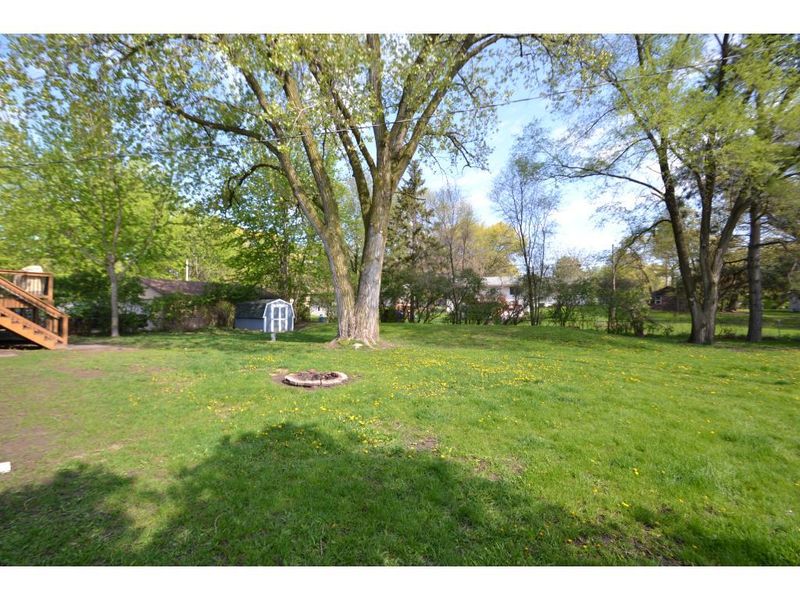 785 Vicky Ln, Lino Lakes, MN 55014