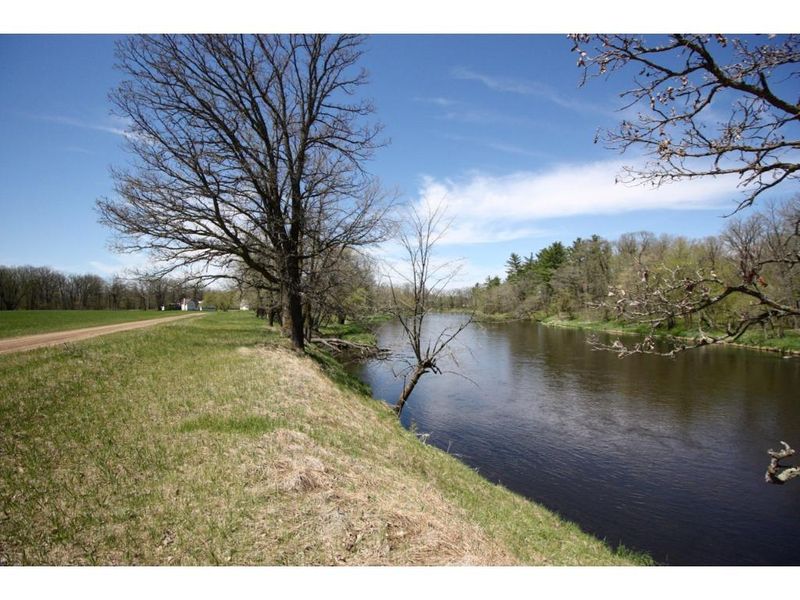 2514 Azalea Rd, Motley, MN 56466