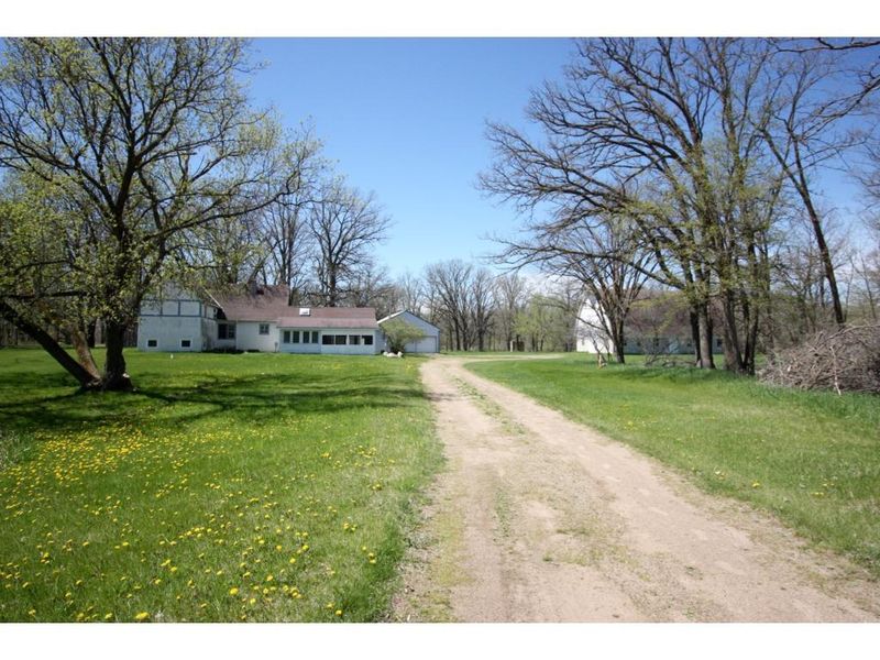 2514 Azalea Rd, Motley, MN 56466