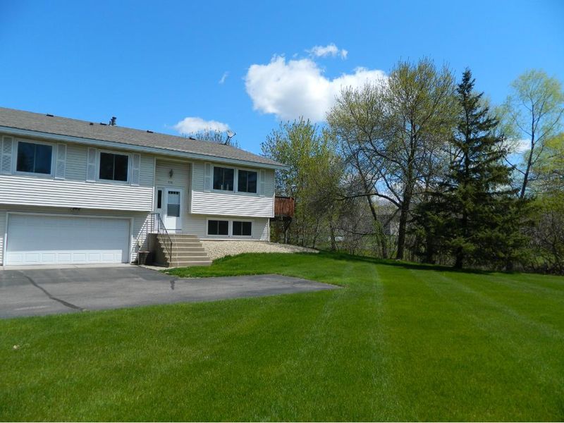 558 97th Ln NE, Blaine, MN 55434