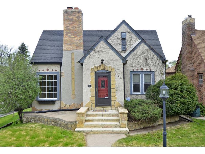 1635 Scheffer Ave, Saint Paul, MN 55116