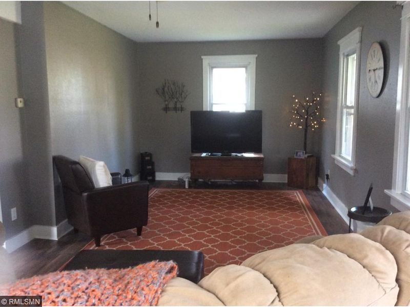 6351 H C Andersen Alle, Askov, MN 55704