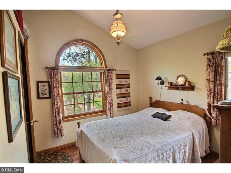 14183 68th St NW, Annandale, MN 55302