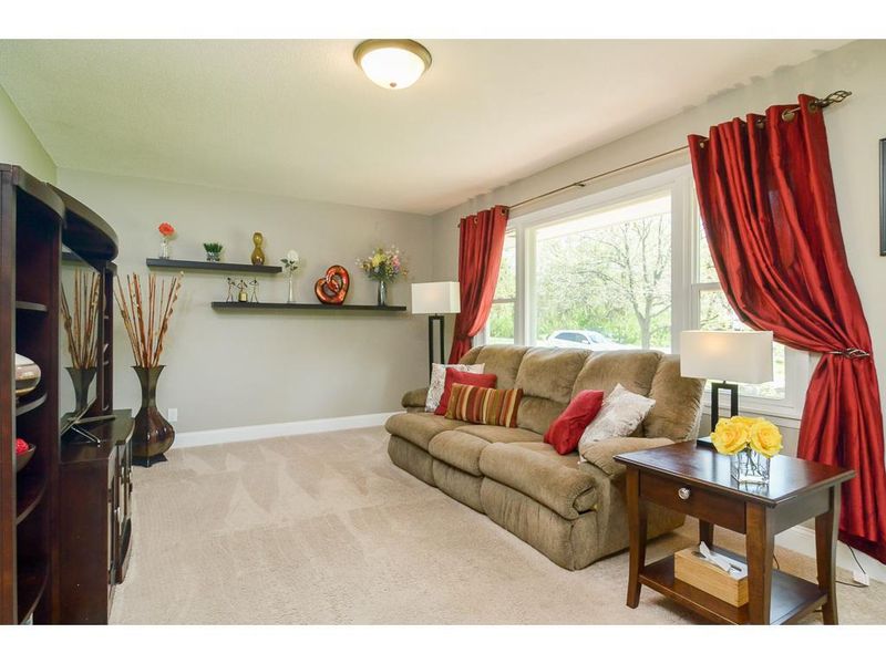 3421 Saint Francis Blvd, Anoka, MN 55303