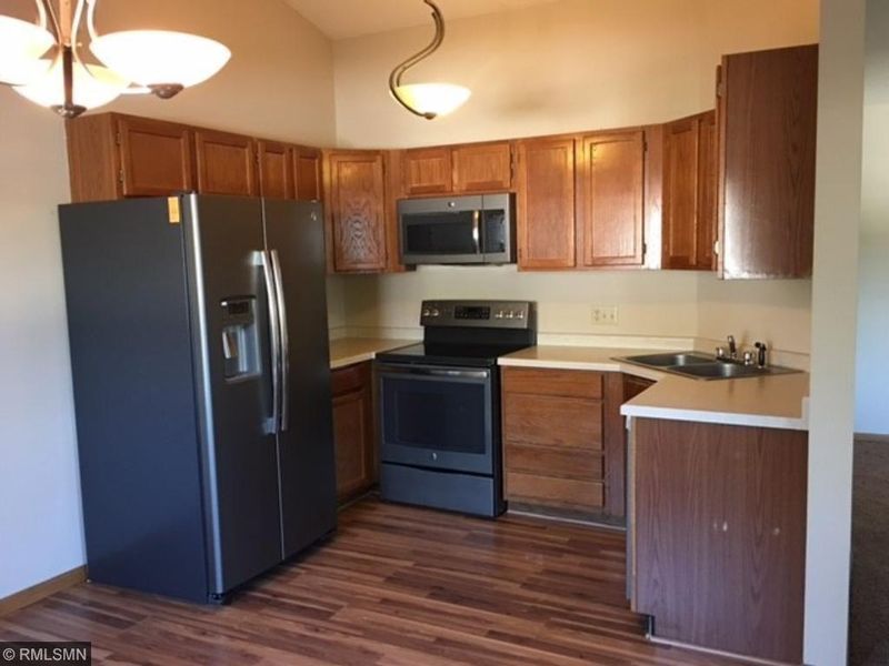 4111 3rd St NE #201, Columbia Heights, MN 55421