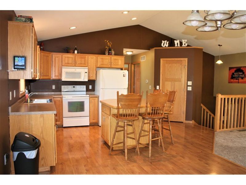 312 Glenmeadow St, River Falls, WI 54022