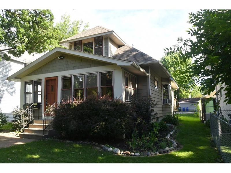 1717 Minnehaha Ave W, Saint Paul, MN 55104