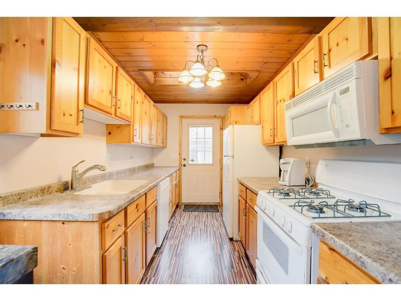 7237 100th Ave SE, Clear Lake, MN 55319