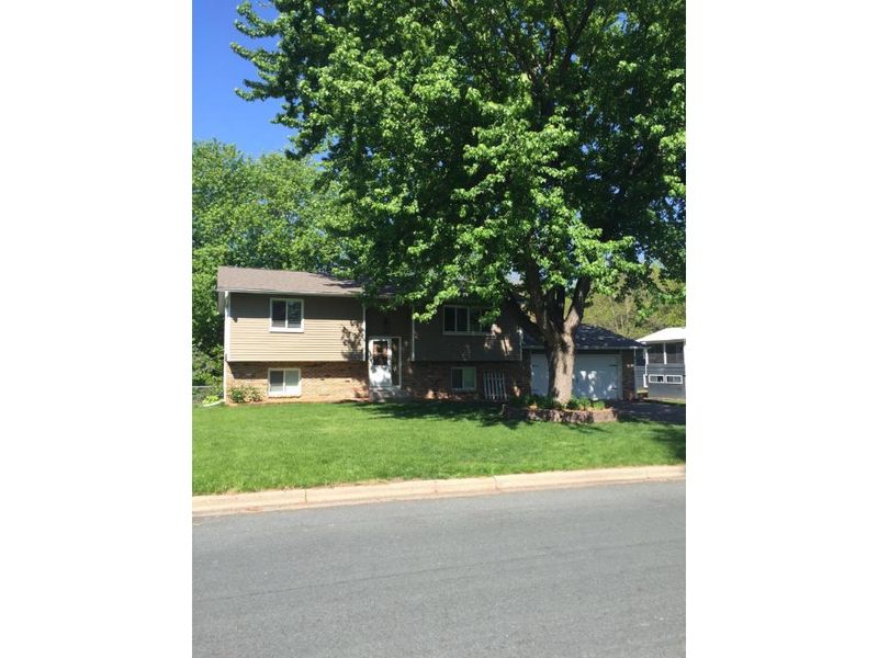 10840 Oxborough Ave S, Bloomington, MN 55437