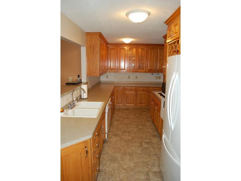 338 107th Cir NE, Blaine, MN 55434